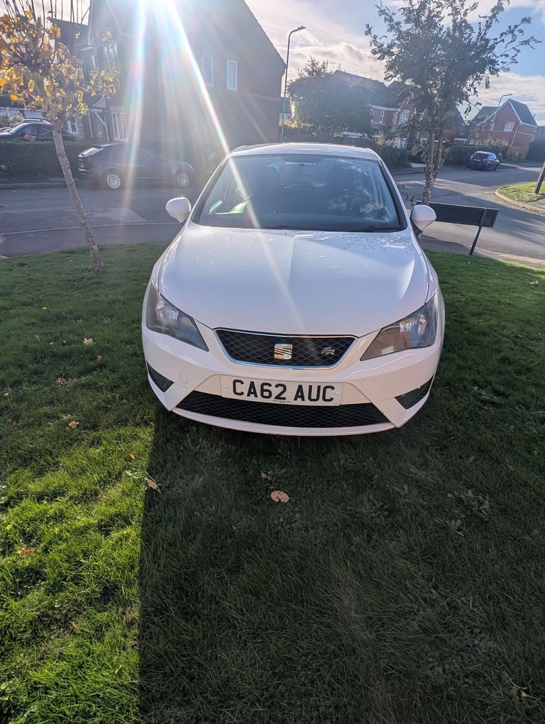 Seat, IBIZA, Hatchback, 2012, Manual, 1197 (cc), 5 doors