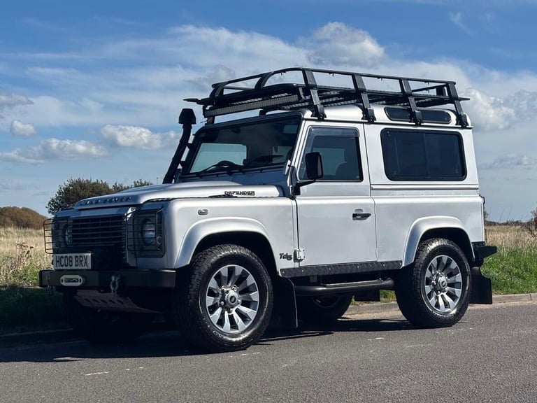 2025 Land Rover Defender 90 2.4 TDCi XS Station Wagon 4WD SWB Euro 4 3dr Diesel Manual