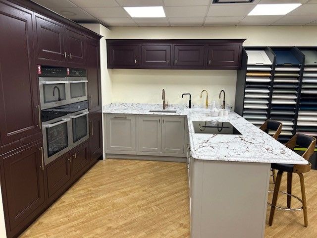 Ex display Second Nature Clarendon inframe kitchen units