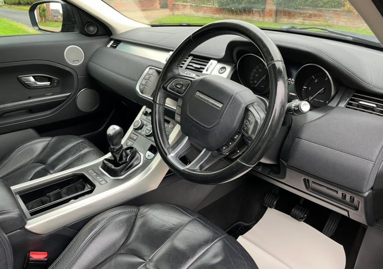 2013 LAND ROVER RANGE ROVER EVOQUE 2.2 TD4 PURE TECH FULL MOT JUST SERVICED WOW!