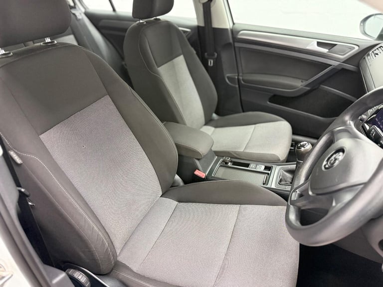 VOLKSWAGEN GOLF 1.6 TDI BlueMotion Tech S 2015