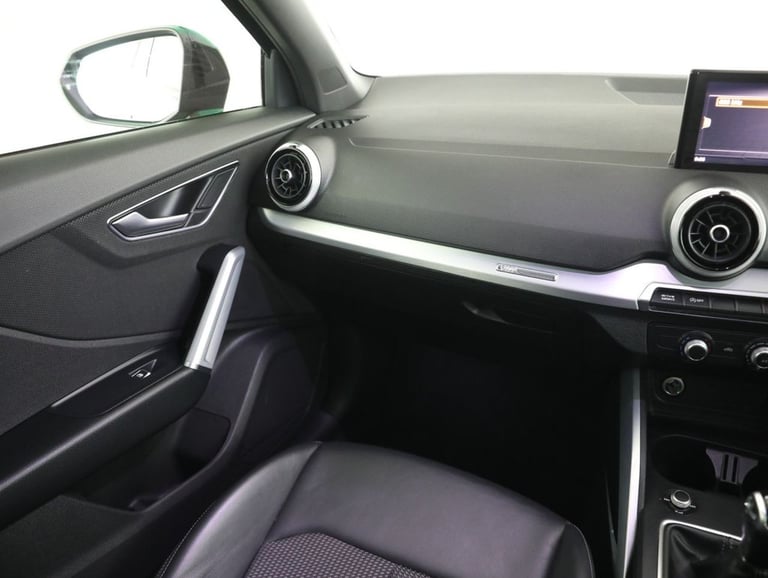 2022 Audi Q2 1.0 TFSI 30 S line SUV 5dr Petrol Manual Euro 6 (s/s) (110 ps) Petrol Manual
