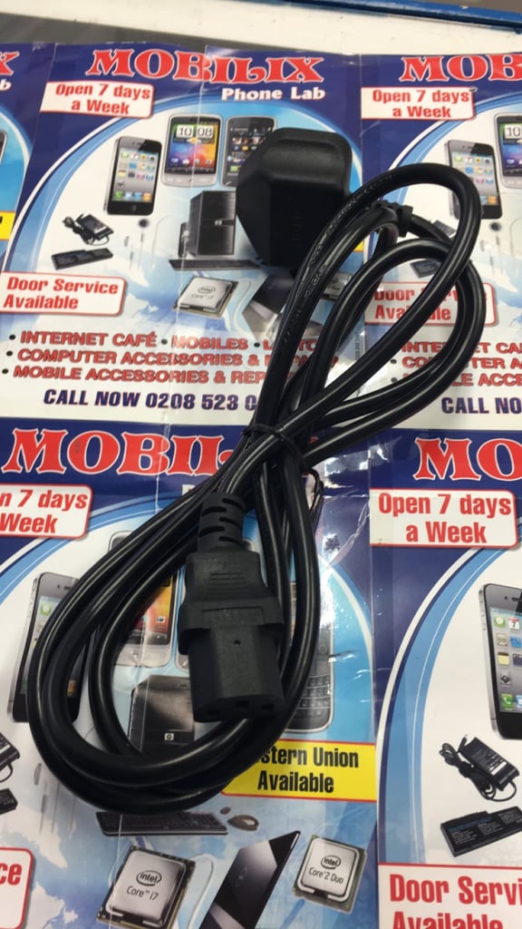 3 Pin UK Male Plug Power Cord Cable For Computer, Laptop, And All Electronic