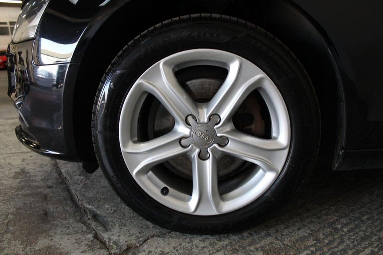 AUDI A4 2.0 TDI SE Technik quattro Euro 5 (s/s) 4dr 2013