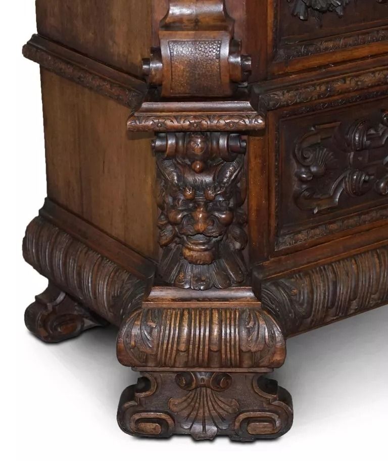 Rare Moses Michelangelo Guggenheim & Pauly Cie Et Venice Antique Carved Armoire