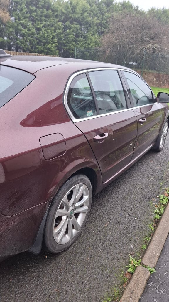 Skoda superb