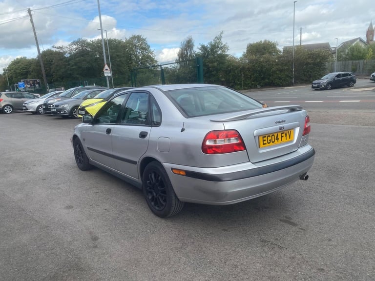 2004 Volvo S40 1.8 Sport 4dr Auto [122bhp] SALOON PETROL Automatic