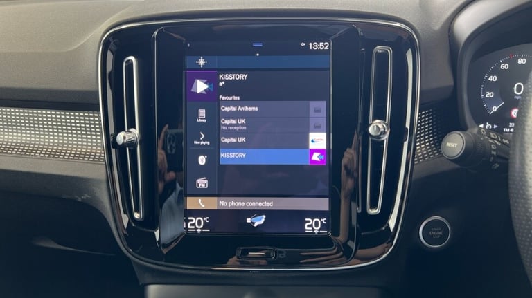 2021 Volvo XC40 Recharge R-Design, T5 plug-in hybrid (Power Tailgate, Sensus Navigation) Estate P...