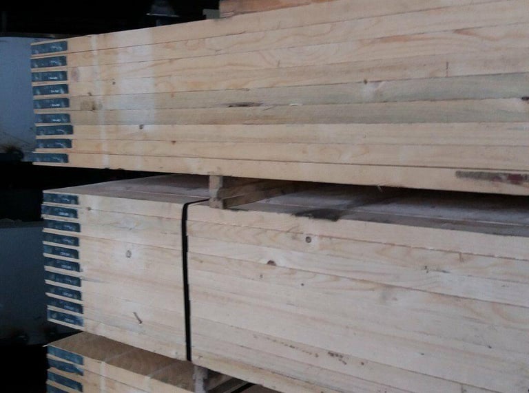 SCAFFOLD BOARDS 13' LONG NEW BS2482/1.2M MC TIMBER