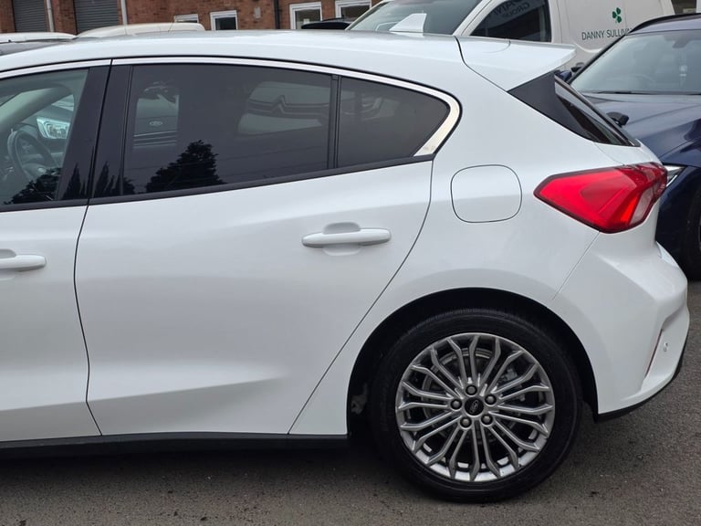 2018 Ford Focus 1.0 EcoBoost 125 Titanium X 5dr Auto HATCHBACK PETROL Automatic
