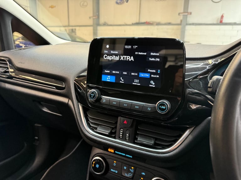 FORD FIESTA 1.0 T EcoBoost Zetec 2018