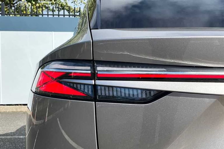 2024 MG MG HS 1.5 T-GDI Trophy 5dr ESTATE PETROL Manual