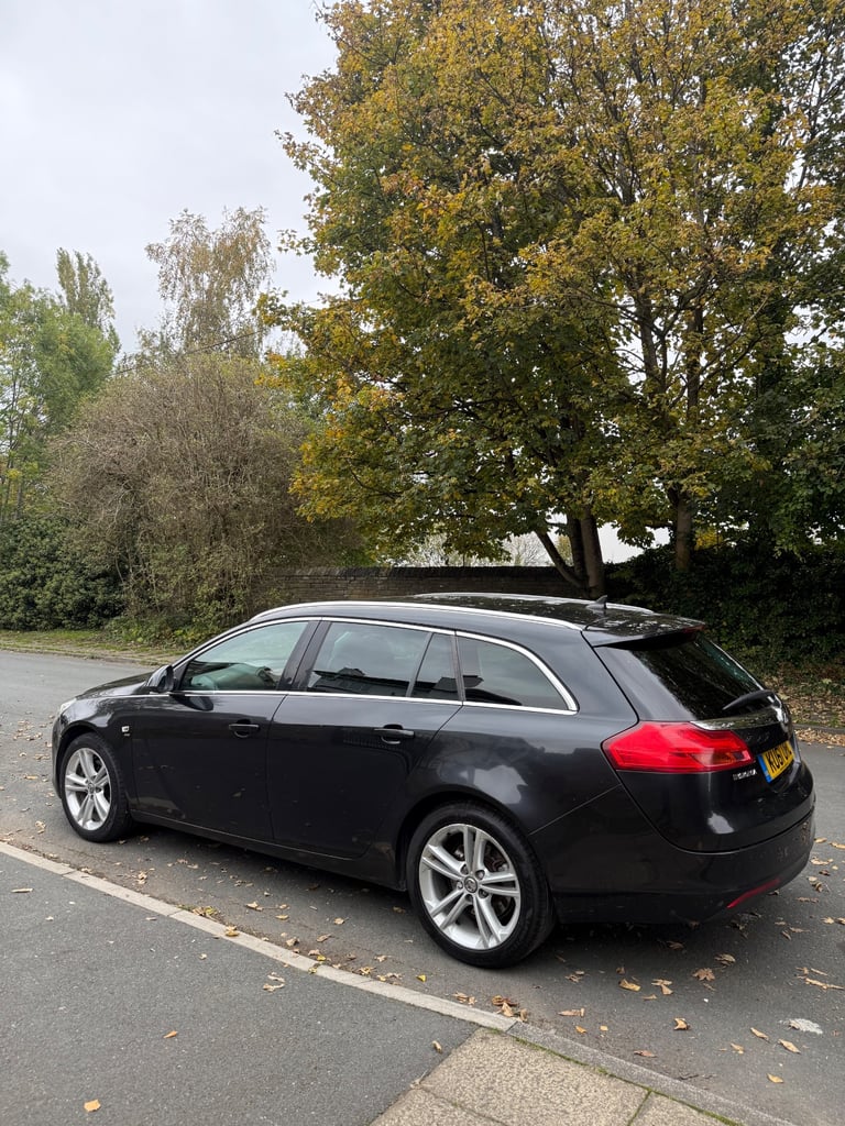Vauxhall, INSIGNIA, Estate, 2011, Manual, 1956 (cc), 5 doors