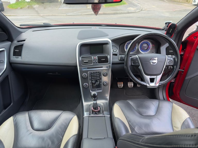 Volvo, XC60, Estate, 2012, Manual, 1984 (cc), 5 doors