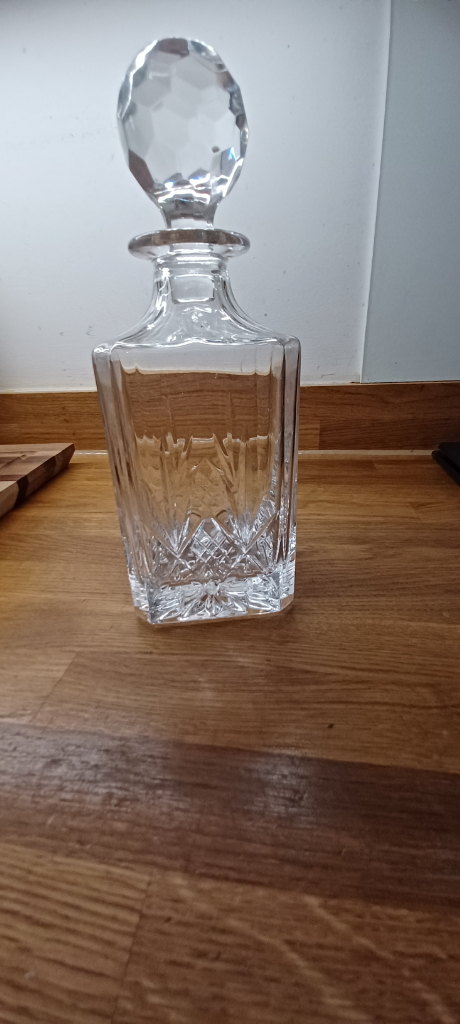 Edinburgh Crystal whisky decanter