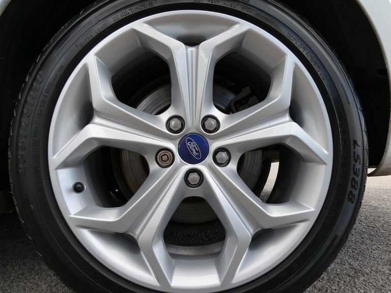 2.2 TDCi 200 Titanium X Sport 5dr *12 SERVICES +PAN ROOF +CRUISE +BTOOTH*
