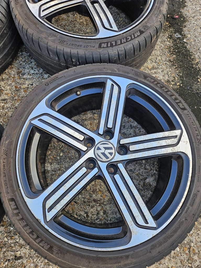 Volkswagen 5x112 18inch Golf R Cadiz Alloy Wheels & Tyres x4 