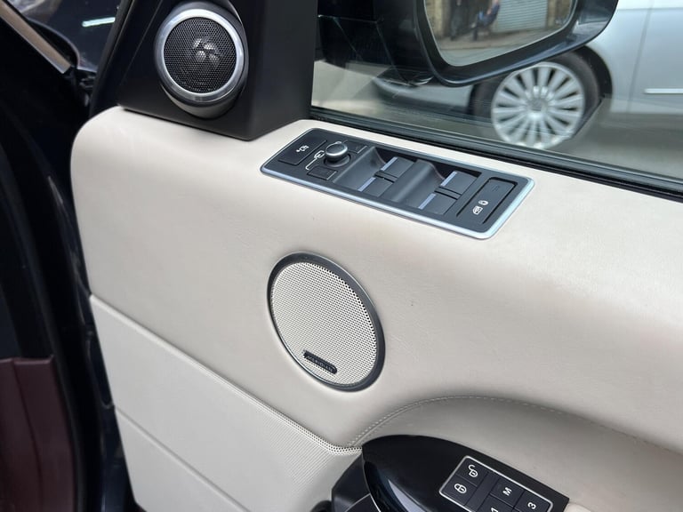 2017 Land Rover Range Rover 4.4 SD V8 Autobiography Auto 4WD Euro 6 (s/s) 5dr LWB ESTATE Diesel A...