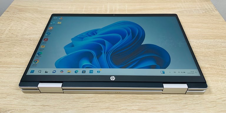 HP i3 13thGen TouchScreen x360 Full HD UltraFast Laptop, 8GB 256GB SSD, LIKE NEW
