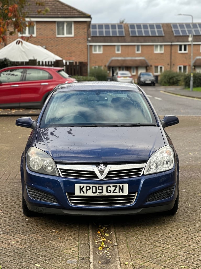 2009 Vauxhall Astra Life Automatic 1.8L 46,000 Miles Full Service History 1YR NEW MOT ONLY 1 OWNER