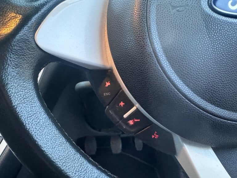 2012 Ford Ka 1.3 TDCi Zetec Hatchback 3dr Diesel Manual Euro 5 (75 ps) Hatchback Diesel Manual