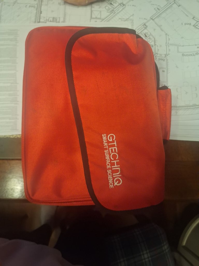 GTECHNIQ CAR VALER BAG WITH PRODUCTS BRAND NEW