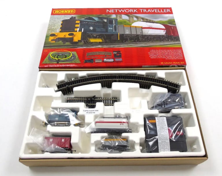 Model train Hornby network traveller R1279 in Southampton, Hampshire