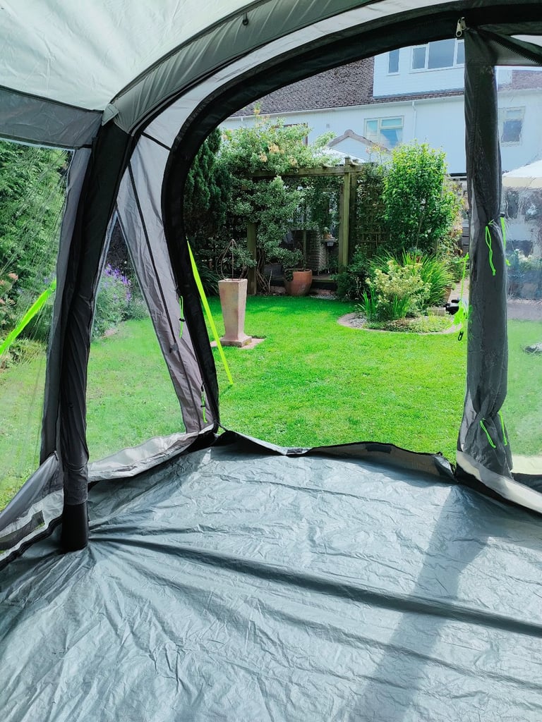 Khyam Airtek Pro 1 Drive away awning- bundle- never used