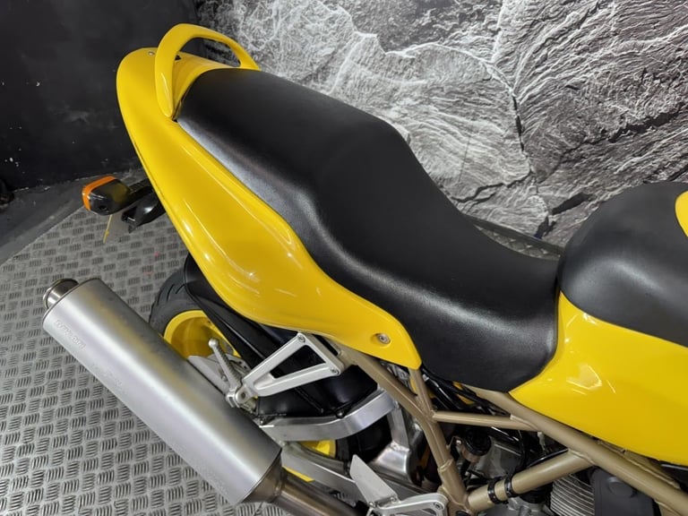 DUCATI SUPERSPORT 900 2000 900SS
