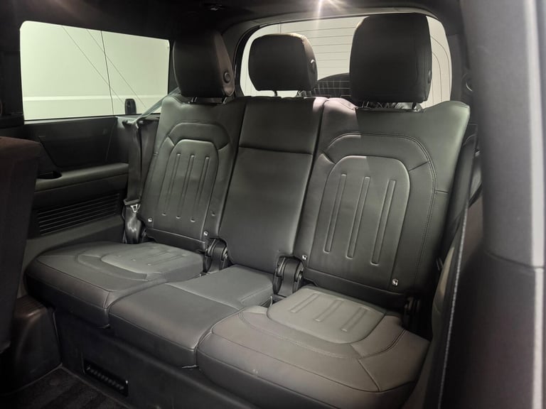 2023 Land Rover Defender 130 3.0 D300 MHEV X Auto 4WD Euro 6 (s/s) 5dr ESTATE Diesel Automatic