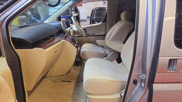 2005 Nissan Elgrand 4wd 2.5 Nismo modified Ready to go  Petrol Automatic