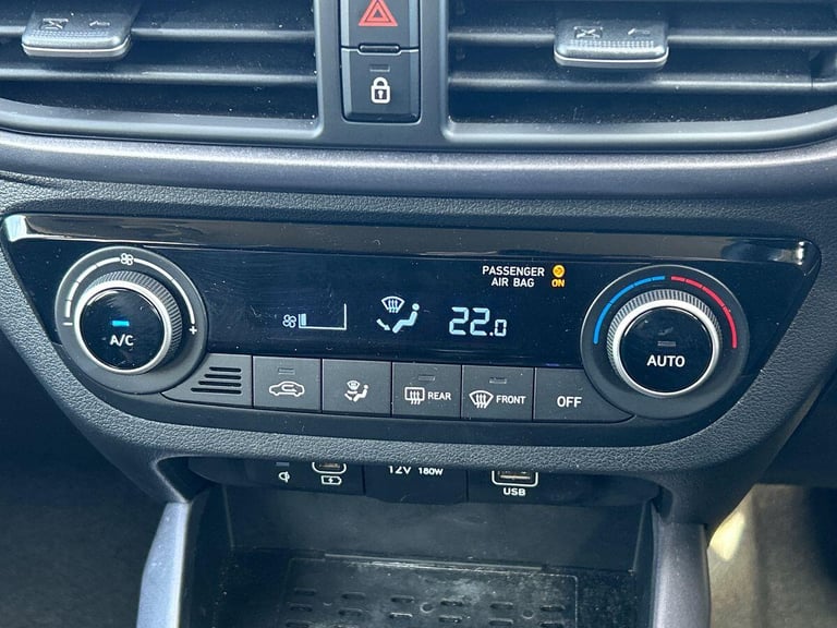 2024 Hyundai i10 1.0 Premium Hatchback 5dr Petrol Auto Euro 6 (s/s) (63 ps) Hatchback PETROL Auto...