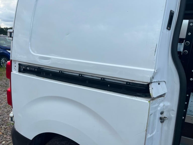 2019 PEUGEOT EXPERT PROFESSIONAL WHITE EURO 6 SALVAGE DAMAGED REPAIR CAT S VAN