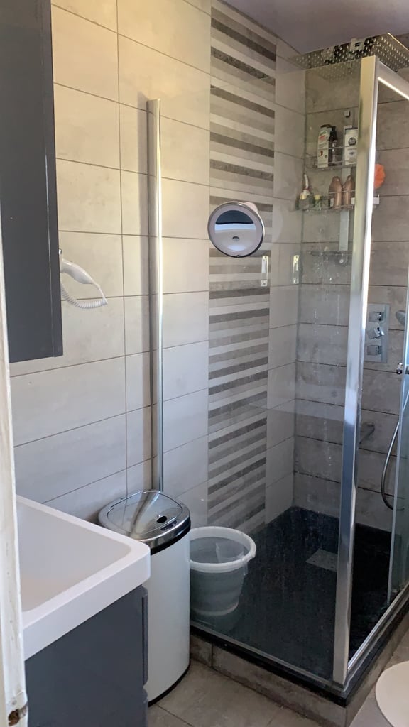 2 Rooms in 2 Bedroom Modern House 