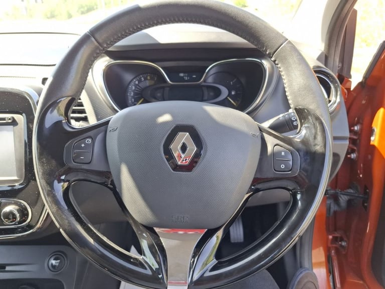 2014 Renault Captur 0.9 TCe ENERGY Dynamique MediaNav SUV 5dr Petrol Manual Euro 5 (s/s) (90 ps H...