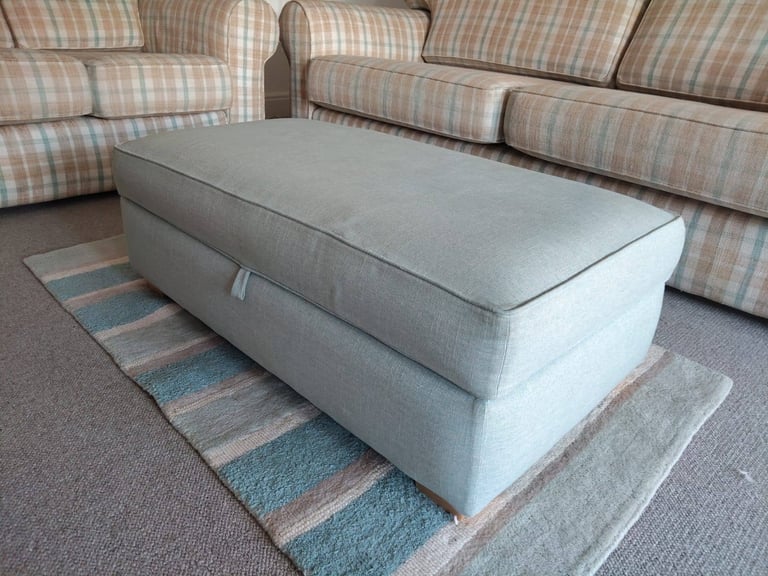 Multiyork Sofa set and footstool