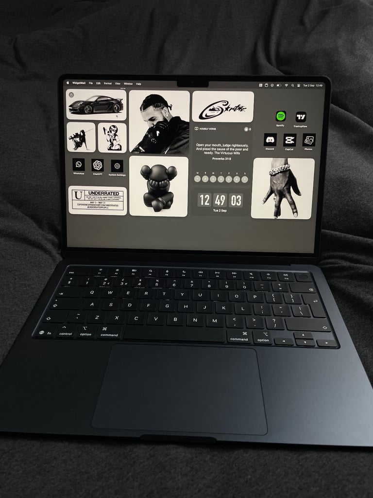 2025 MacBook Air M4 13-inch