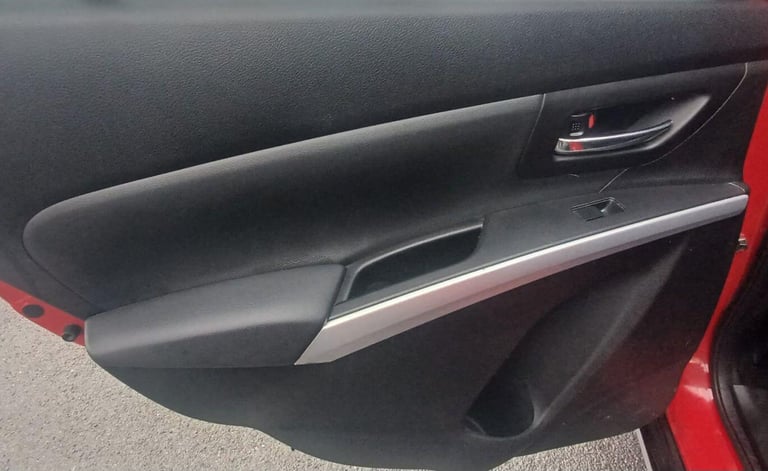 2013 Suzuki SX4 S-Cross 1.6 DDiS SZ5 ALLGRIP Euro 5 (s/s) 5dr HATCHBACK Diesel Manual