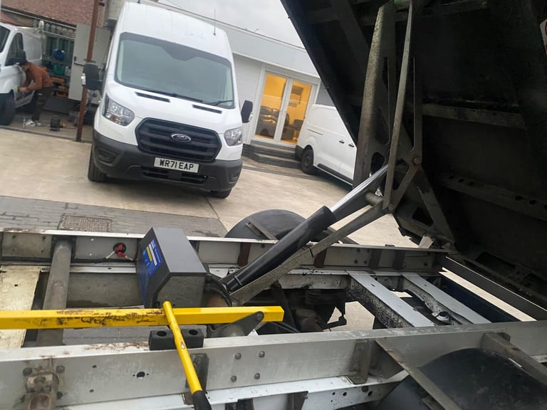 2017 Ford Transit 2.0 TDCi 470 Tipper 4dr Diesel Manual RWD L3 H1 DRW (185 g/km, 168 bhp) PANEL V...