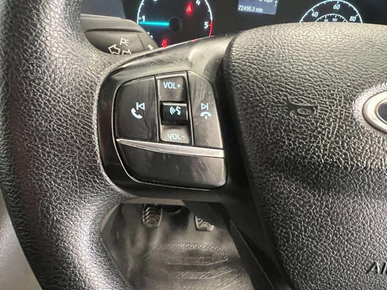 2023 Ford Transit 2.0 350 EcoBlue Leader FWD L4 Euro 6 (s/s) 2dr Luton Diesel Manual