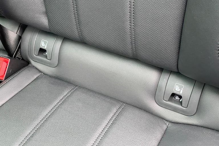 2025 Land Rover Range Rover Evoque 1.5 P270e Dynamic SE 5dr Auto ESTATE PETROL/ELECTRIC Automatic