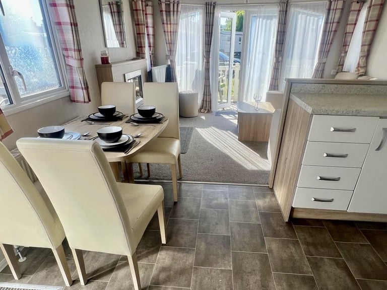 Price drop -3 bed static caravan at Butlins Minehead Resort - Somerset - Willerby Sierra 38' x 12' 