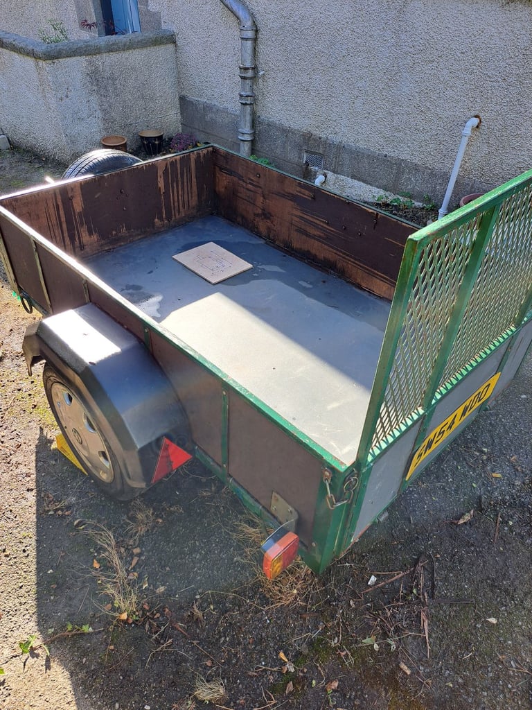 Car trailer