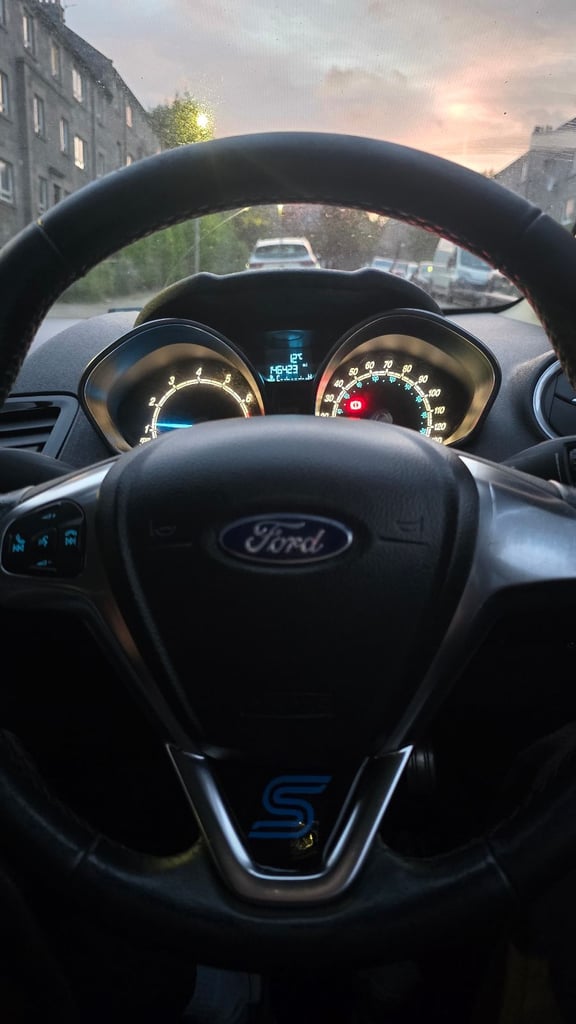 Ford, FIESTA, Hatchback, 2015, Manual, 998 (cc), 3 doors