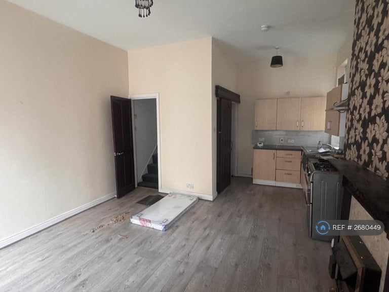 3 bedroom house in Acres Street, Bradford, BD21 (3 bed) (#2680449)