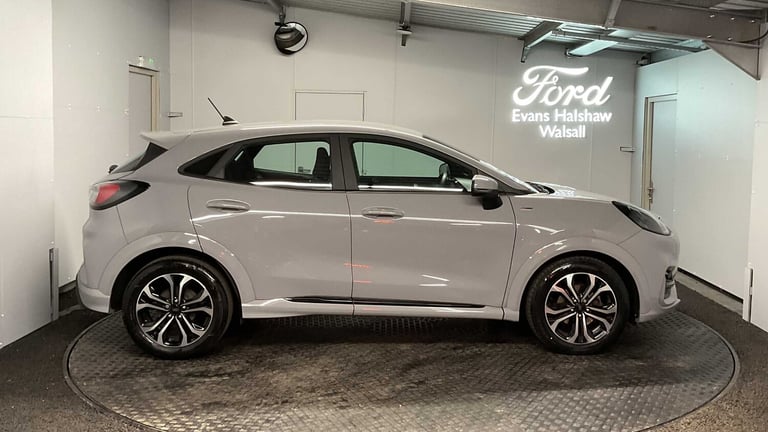 2022 Ford Puma 1.0 EcoBoost Hybrid mHEV ST-Line 5dr Hatchback Petrol Manual