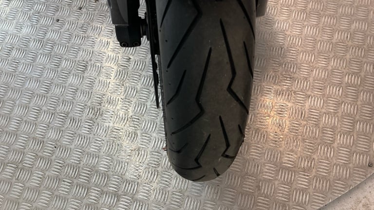 2022 Kawasaki Z R1000KNFAN (22MY) SPORTS Petrol Manual
