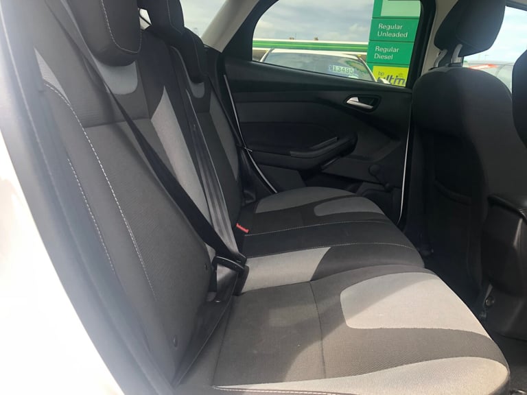 2012 Ford Focus 1.6 182 EcoBoost Zetec S 5dr HATCHBACK Petrol Manual
