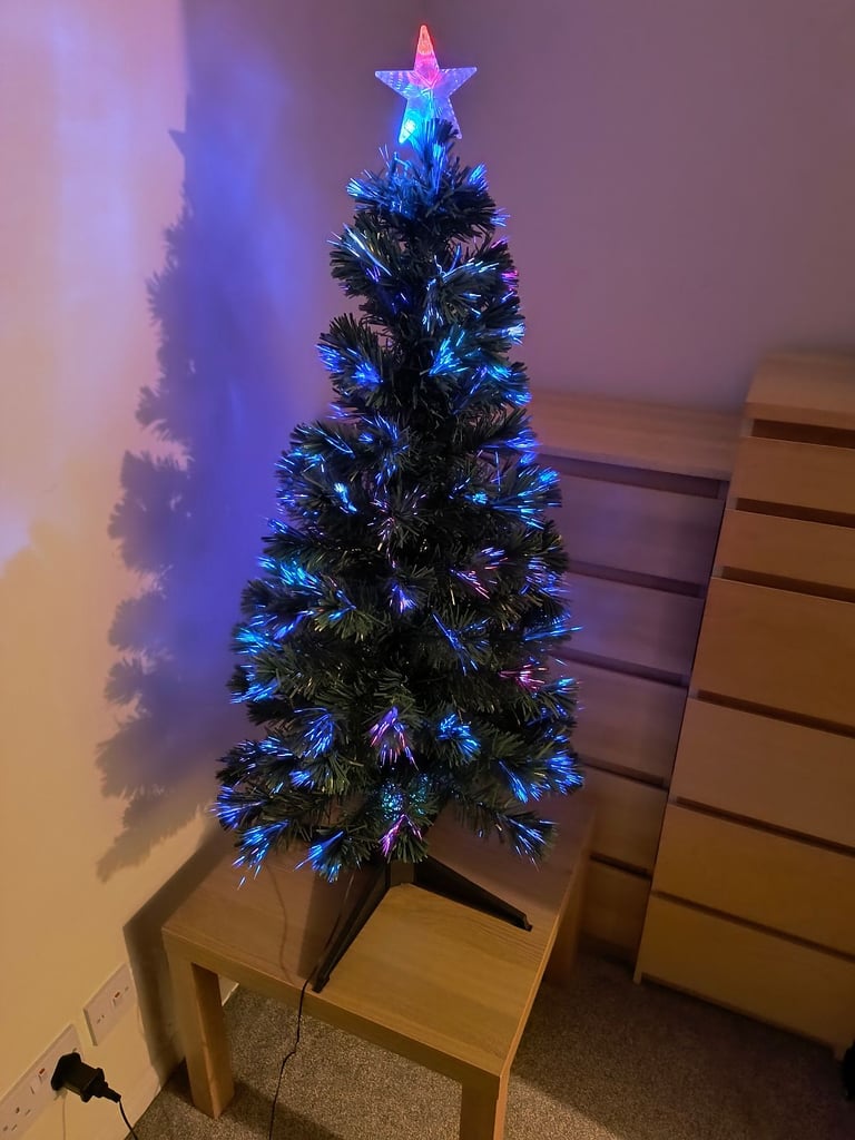 4ft fibre optic Christmas tree 