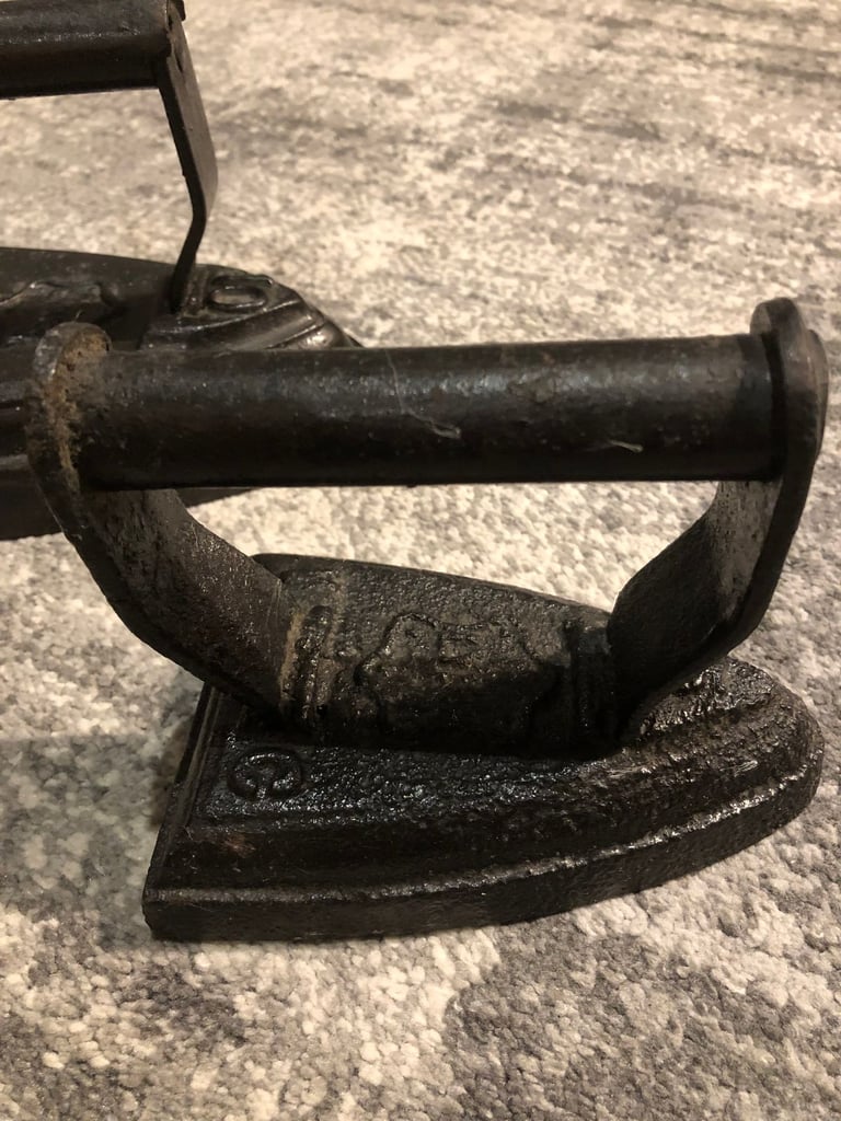 Pair of Vintage Antique Flat Irons Cast Iron Forged Irons